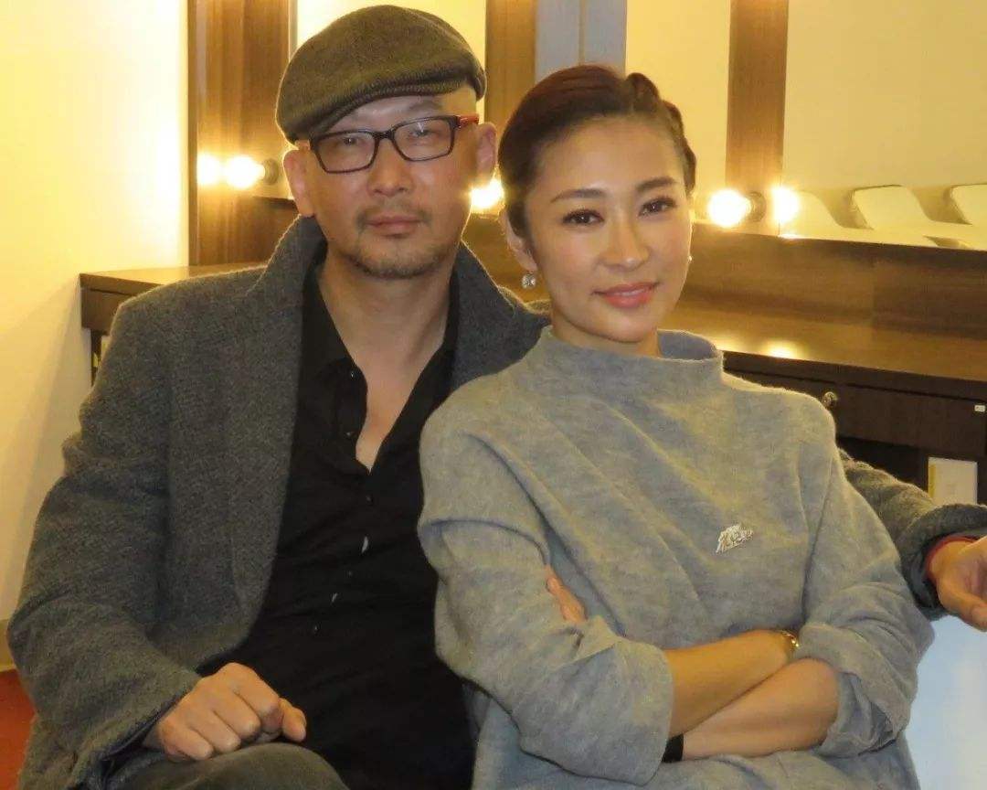 管虎个人资料简介（妻子梁静：哪怕没有婚礼的婚姻也幸福） 第3张