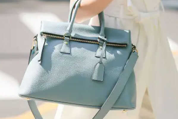 国内品牌女包有哪些牌子？中国十大女包品牌排行 第15张