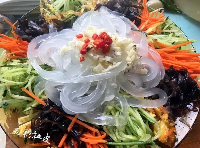 东北最有名的8道特色菜：小鸡炖蘑菇占据榜首 第5张
