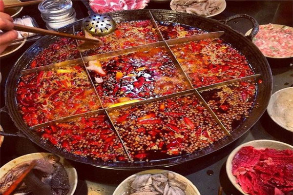 重庆火锅有哪些著名品牌？重庆火锅品牌排行榜前十名 第3张