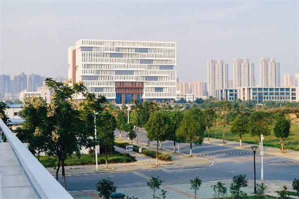 武汉10大最好的大学：武汉大学摘得桂冠 第5张