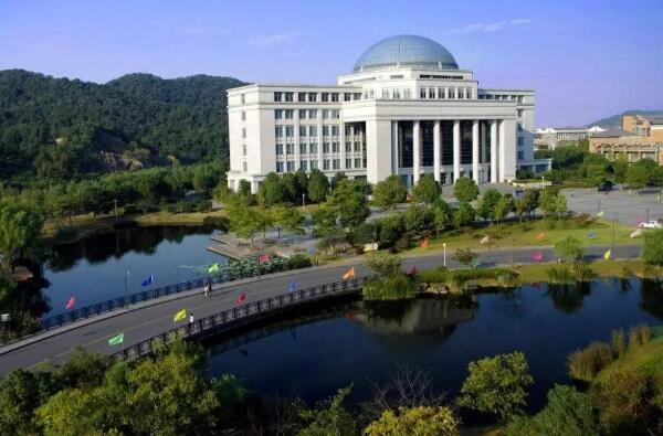 浙江十大最美大学校园，在你眼里哪一所最美？ 第3张