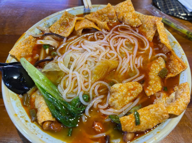 广西柳州最有名的六大特色美食，柳州螺蛳粉居魁首 第1张