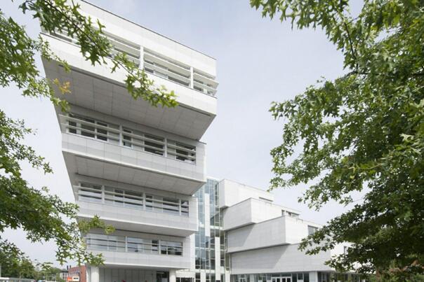 022荷兰大学QS排名，阿姆斯特丹大学稳居第一"