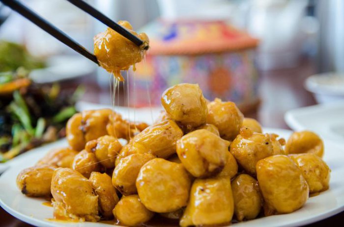 内蒙古最有名六大特色美食，拔丝奶豆腐位列榜首 第1张