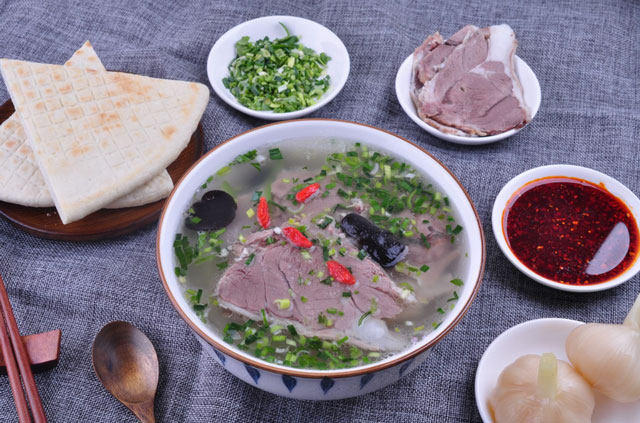 陕西八大特色美食：西安泡馍夺得第一名 第1张