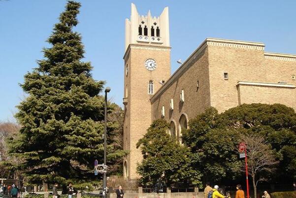022日本大学QS排名：九州大学上榜，东京大学排第一"
