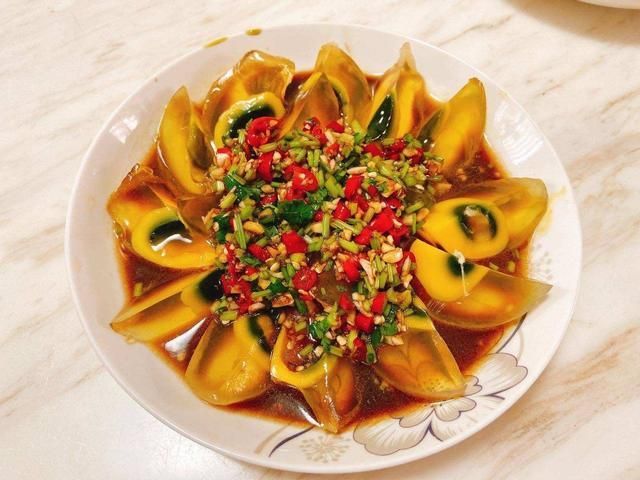 河南农村4大怪菜：蝉蛹、菜蟒全上榜，你吃过没？ 第7张