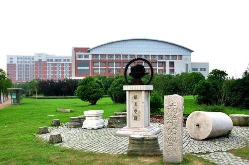武书连2021中国大学排名前十，清华北大包揽前两名 第7张