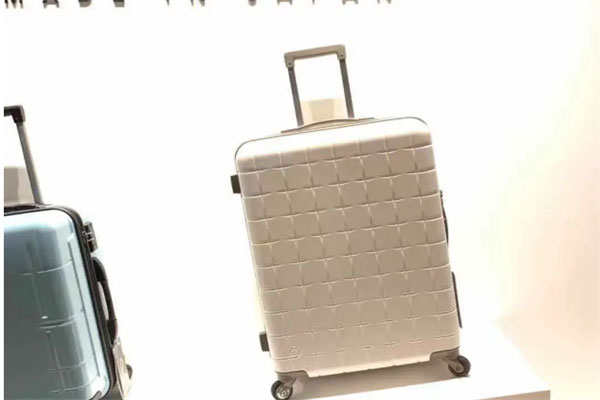 旅行箱什么品牌好？世界十大旅行箱品牌 第9张