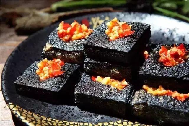 湖南的8种另类美食：锅灰猪肝上榜，常德大肠居榜首 第3张