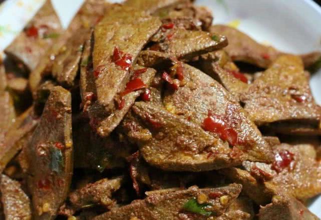 湖南的8种另类美食：锅灰猪肝上榜，常德大肠居榜首 第9张