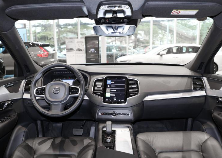 XC90报价多少（2023款沃尔沃XC90售价63万起） 第9张