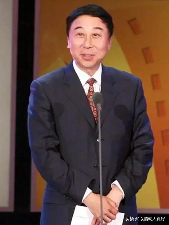 冯巩捧红冯小刚，促成他姻缘却连遭背叛，他的做法最动人心 第57张