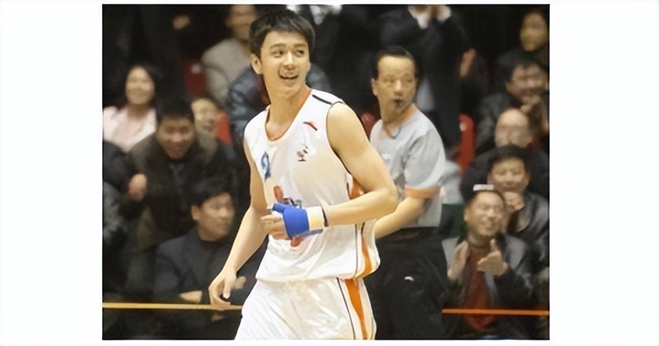 篮球儒帅杨鸣：白马少年到暴躁老哥，当主帅后却传出对妻子不忠 第51张