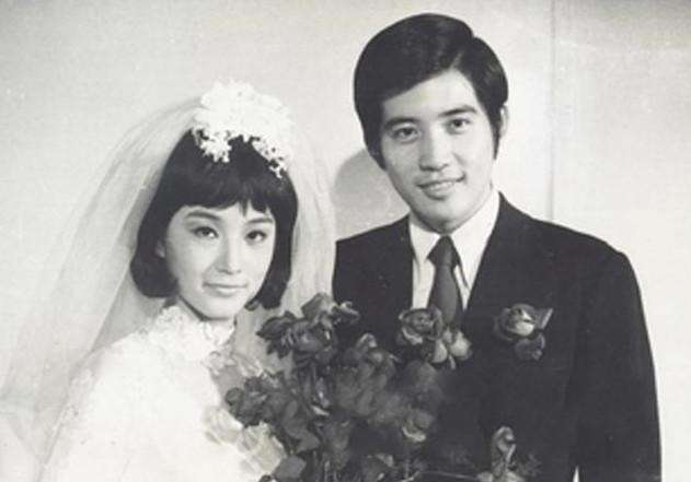 邵乔茵：千金小姐下嫁秦汉，因林青霞插足离婚，单身数年活成女王 第23张