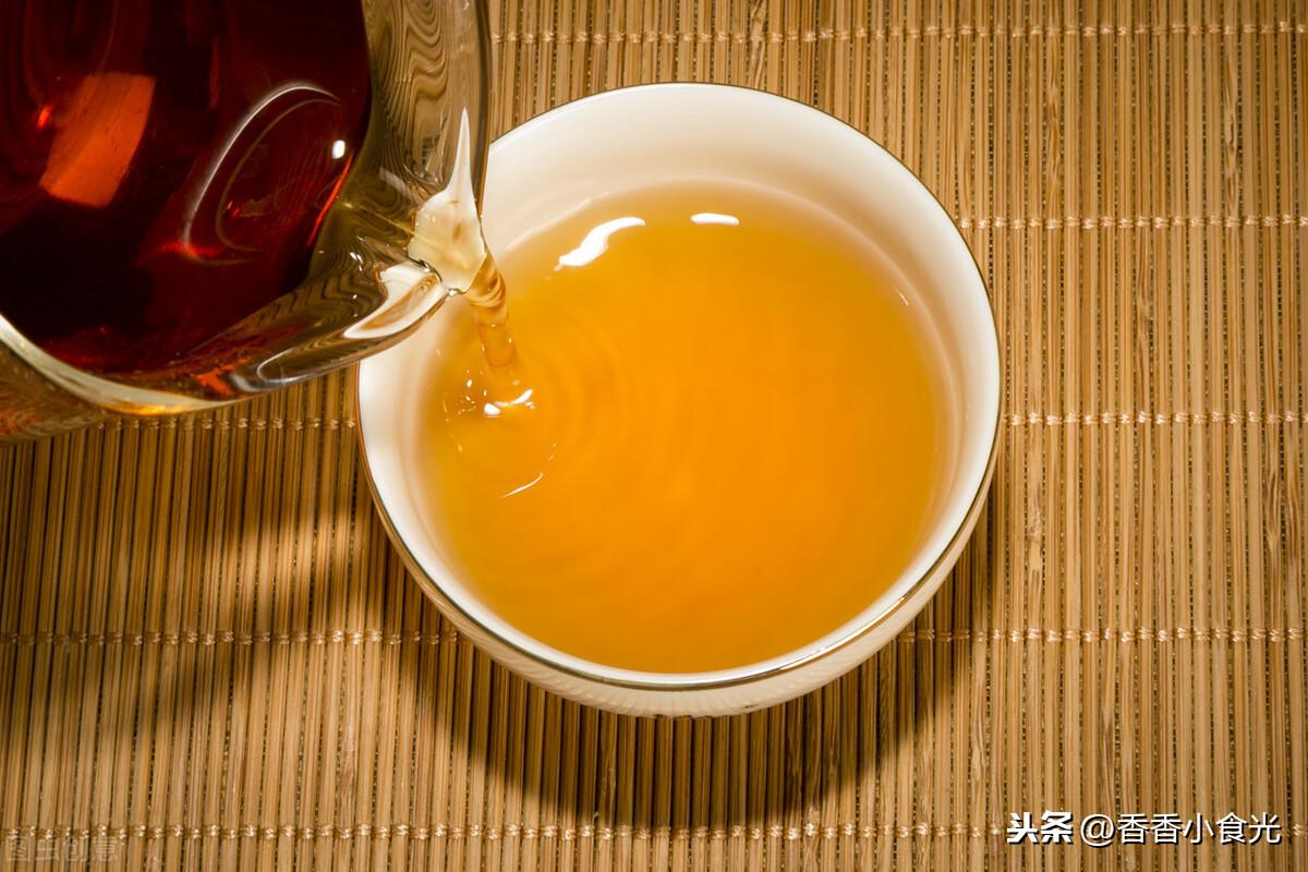 茶叶过期了没开封还能喝吗（过期茶叶是扔还是不扔） 第5张