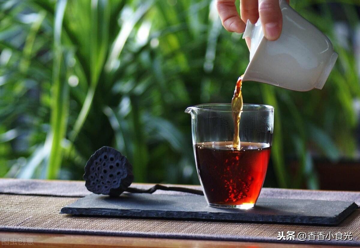 茶叶过期了没开封还能喝吗（过期茶叶是扔还是不扔） 第9张