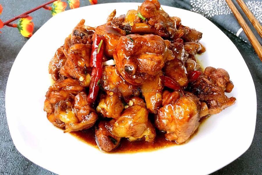 红烧鸡的这种做法太香啦！肉质鲜嫩特诱人，比黄焖鸡还好吃 第1张