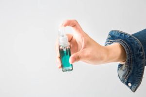 家中常备的花露水原来还有这些妙用 第1张