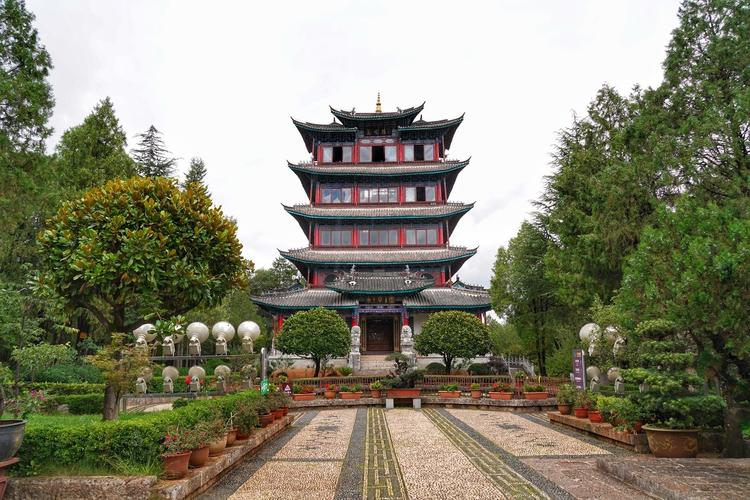 云南大理丽江旅游攻略必去景点（云南丽江必去的十大景点） 第3张