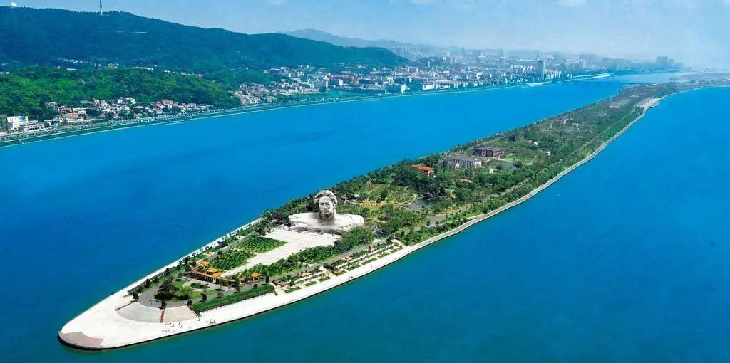 湖南长沙旅游十大必去景区（长沙游玩必去的10个景点） 第1张