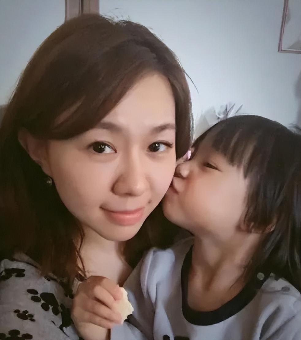 卓依婷还活在人间吗（台湾甜歌王后卓依婷还在吗） 第33张