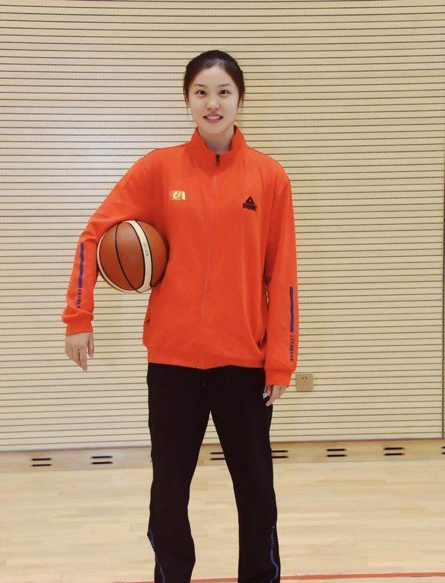 中国女篮十大美女（女篮最漂亮的球员排行榜前十名） 第3张