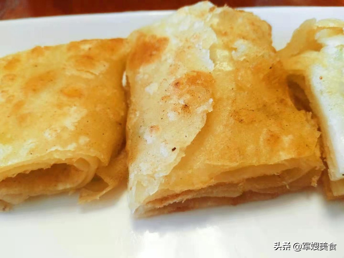 葱油饼的家常做法 第1张