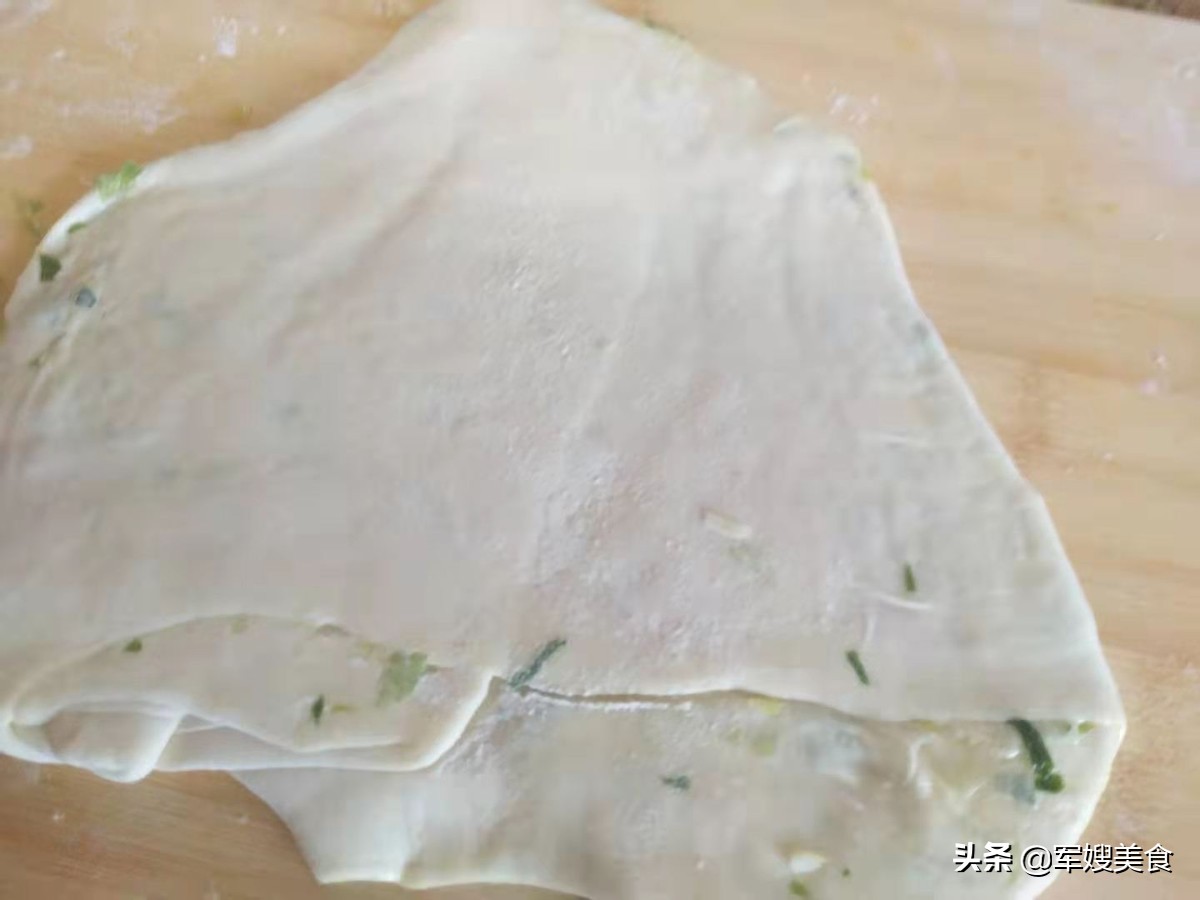 葱油饼的家常做法 第7张
