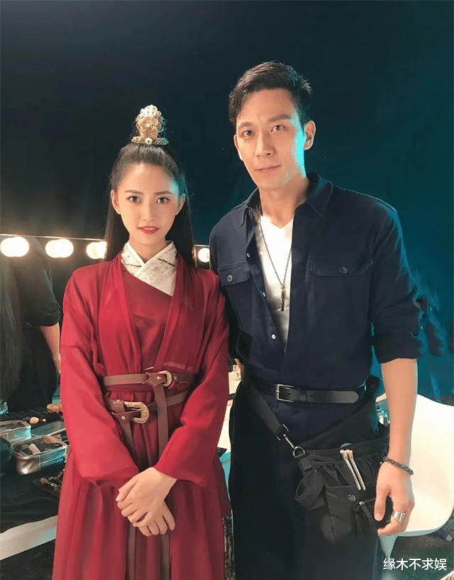 陈钰琪为何总演女一号？看到生图，29岁的她现实中原来长这样 第11张