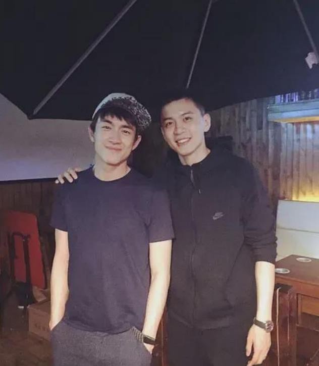 篮球儒帅杨鸣：白马少年到暴躁老哥，当主帅后却传出对妻子不忠 第13张
