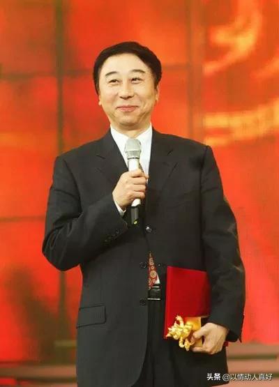 冯巩捧红冯小刚，促成他姻缘却连遭背叛，他的做法最动人心 第31张