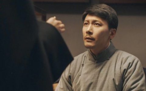新世界小红袄是谁？冯青波是不是小红袄