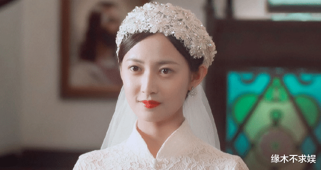 陈钰琪为何总演女一号？看到生图，29岁的她现实中原来长这样 第1张