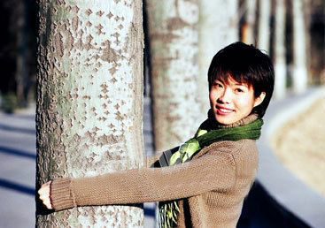 《新闻联播》美女主播宝晓峰：43岁仍未婚单身，情系家乡内蒙古 第3张
