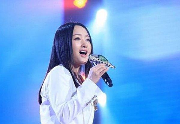 杨钰莹“红楼事件”怎么回事？揭秘杨钰莹与赖昌星事件的始末？ 第7张