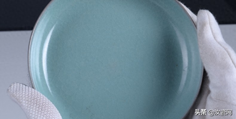 瓷器开片好还是不开片好（开片与不开片的瓷器选择建议） 第7张