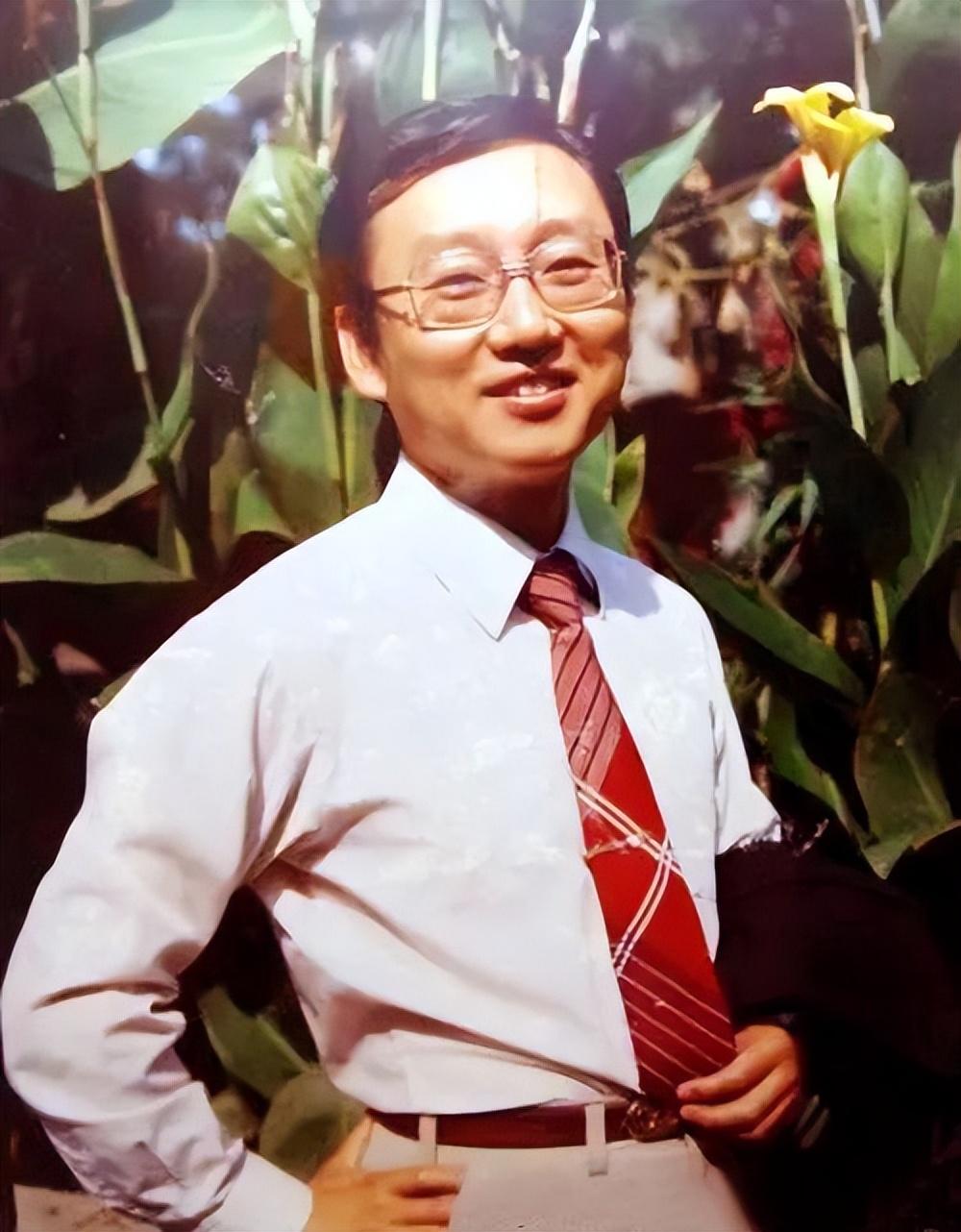 蒋大为个人资料简介（蒋大为：国内赚钱国外花） 第5张