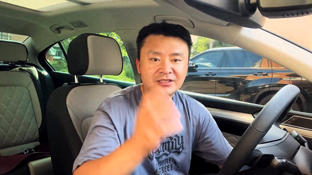 0万左右轿车排行榜前十名（10万落地最值得推荐的车）"