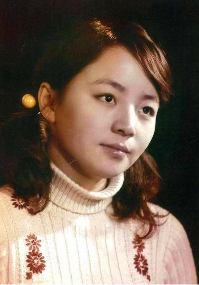 夫妻共同出軌后不顾脸面互撕，起底宋丹丹、英达恩怨始末 第9张