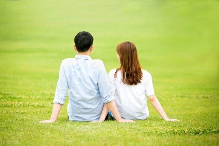 送女性同事礼物排行榜（送女性朋友生日礼物TOP10） 第3张