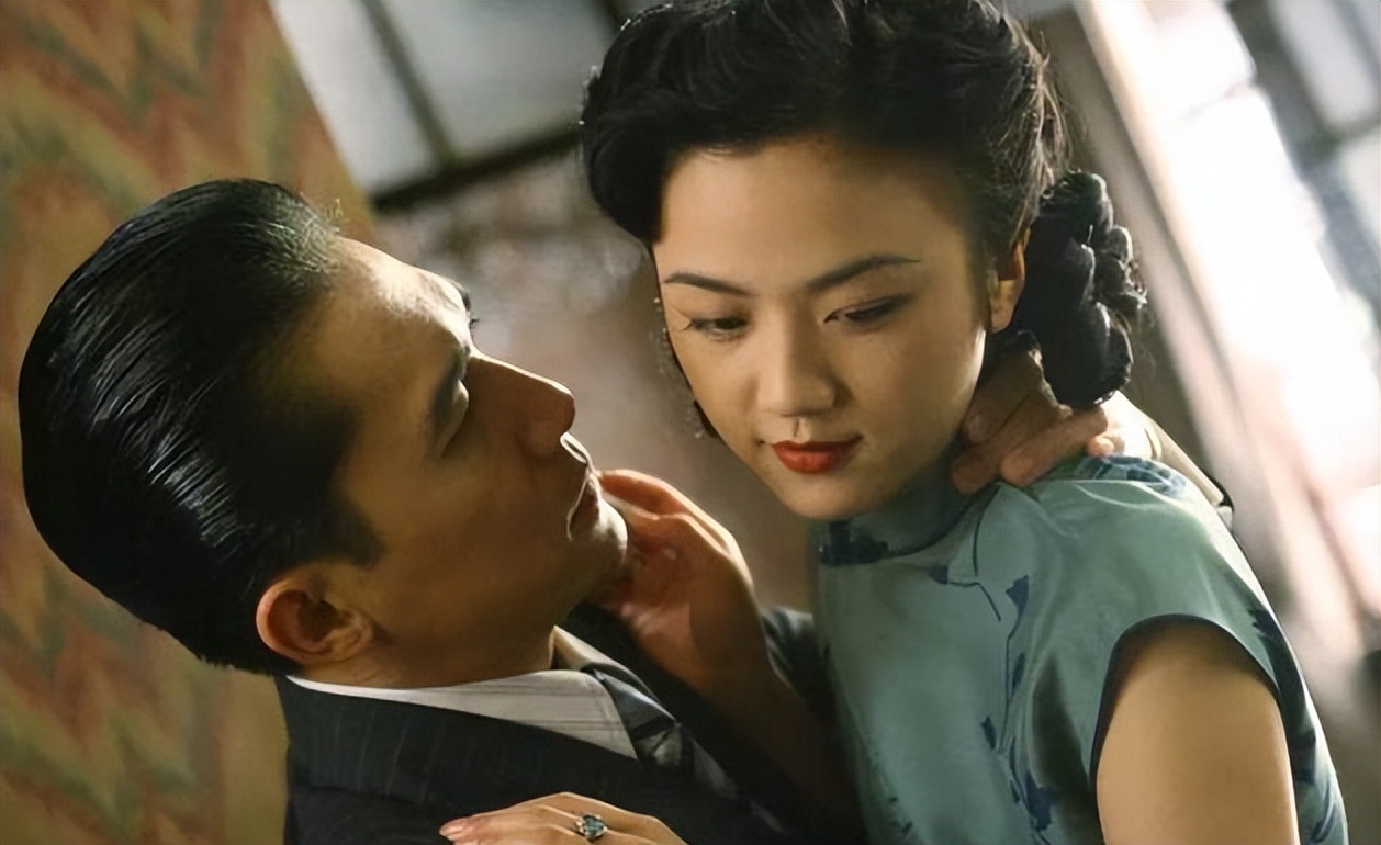《色戒》幕后：汤唯和梁朝伟一场戏拍了七天，现在的汤唯后悔了吗 第27张