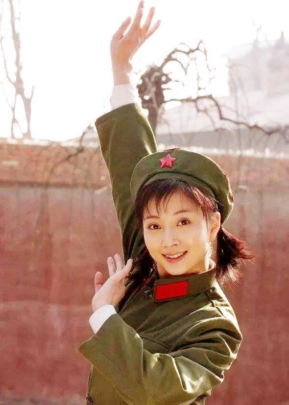 43岁殷桃频因颜值上热搜：出道20年16部经典作品，最绝的是演技 第19张