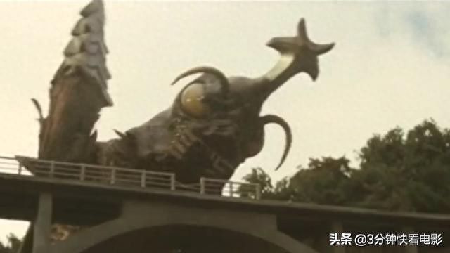 哥斯拉十大怪兽排名（哥斯拉宇宙10大最强怪兽排名） 第7张