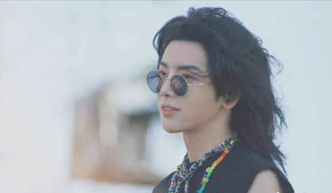 华晨宇个人资料介绍（带你了解“大男孩”华晨宇的放荡不羁） 第81张