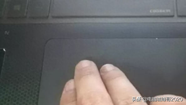 笔记本电脑触摸板怎么拖动（笔记本电脑触摸板使用小技巧） 第5张