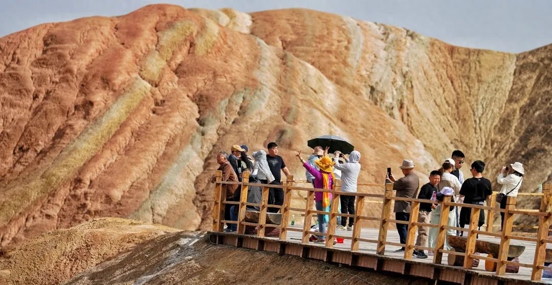 甘肃旅游景点大全（甘肃热门景区top10） 第1张